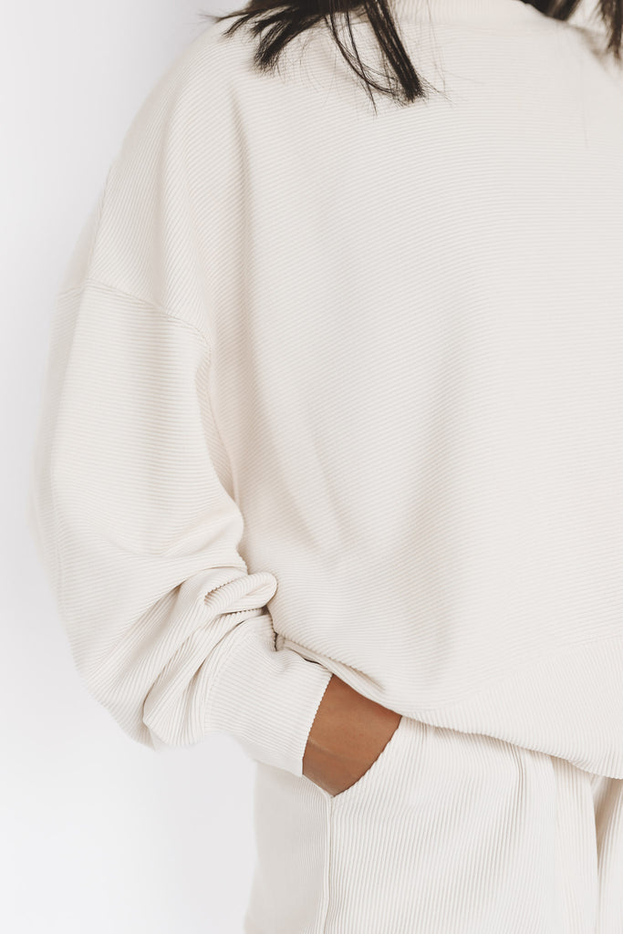 SIGNATURE RIBBED SOLID LOUNGE SET · PULLOVER