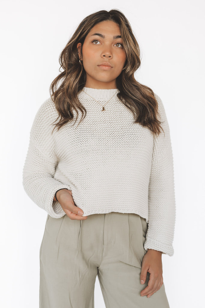ESSENTIAL RIBBED KNIT PULLOVER SWEATER