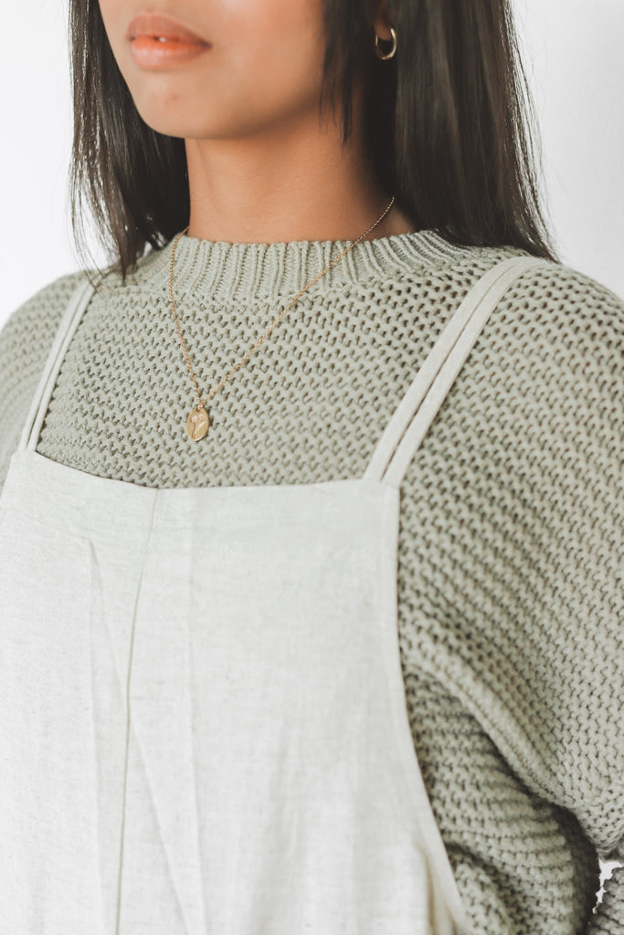 ESSENTIAL RIBBED KNIT PULLOVER SWEATER